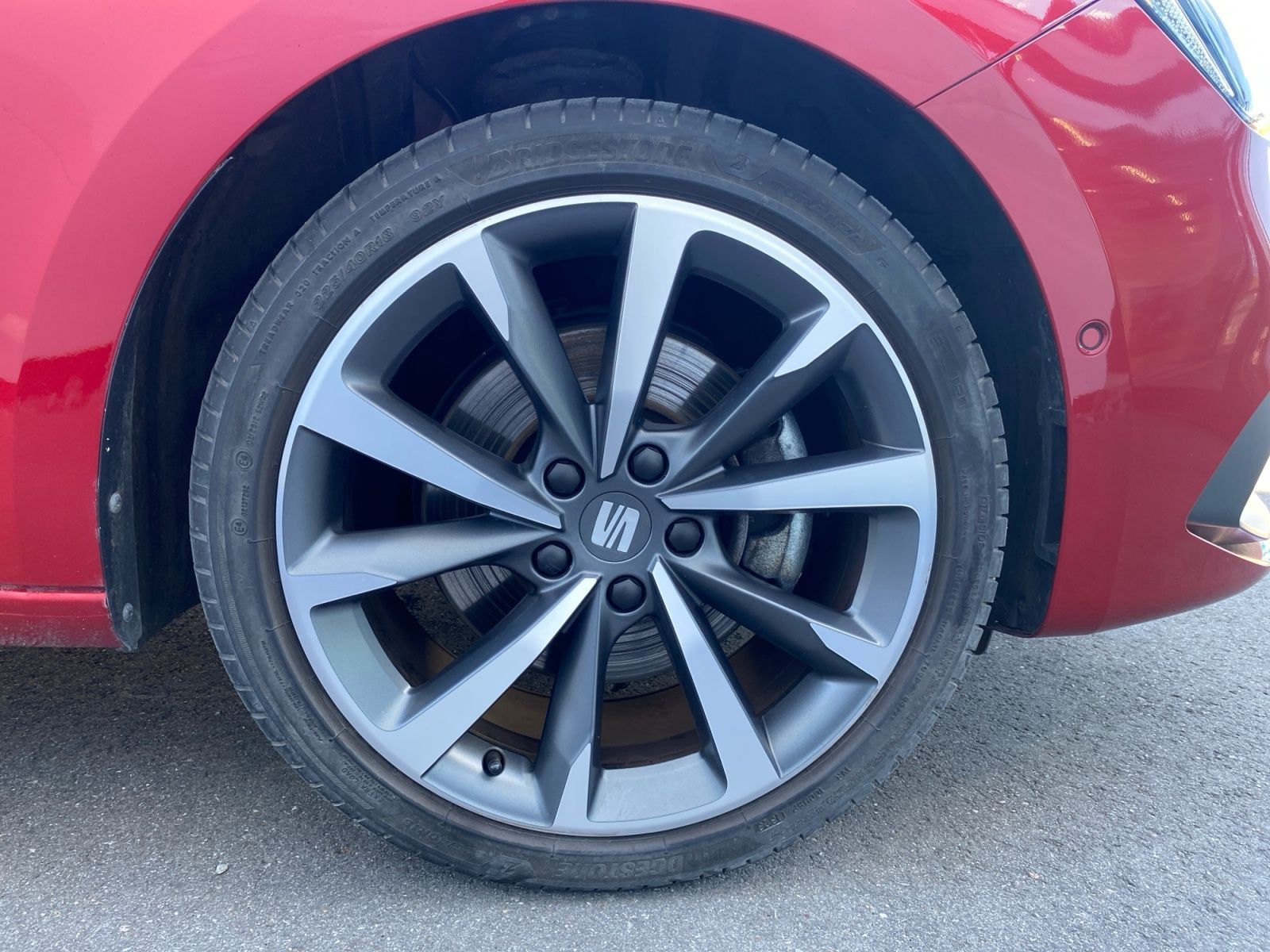Seat Leon Sportstourer 1.5 eTSI FR DSG Navi LED