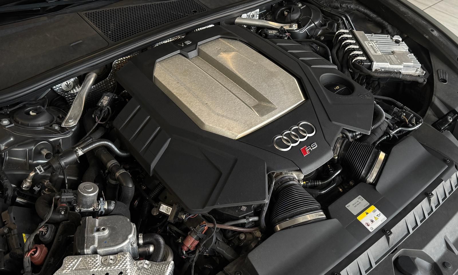Audi RS6 4.0 TFSI Q*Pano*HuD*B&O-Adv.*Carbon*Dynamik+
