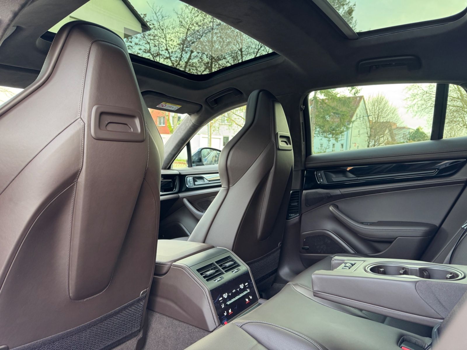 Porsche 4E-HYBRID|-7% LP|ACTIVE RIDE|SPORTABGAS|CARBON|
