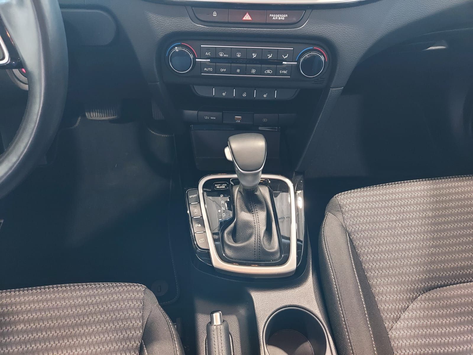 Kia Ceed 1.5 T-GDI Vision - Samsaru's Car Outlet