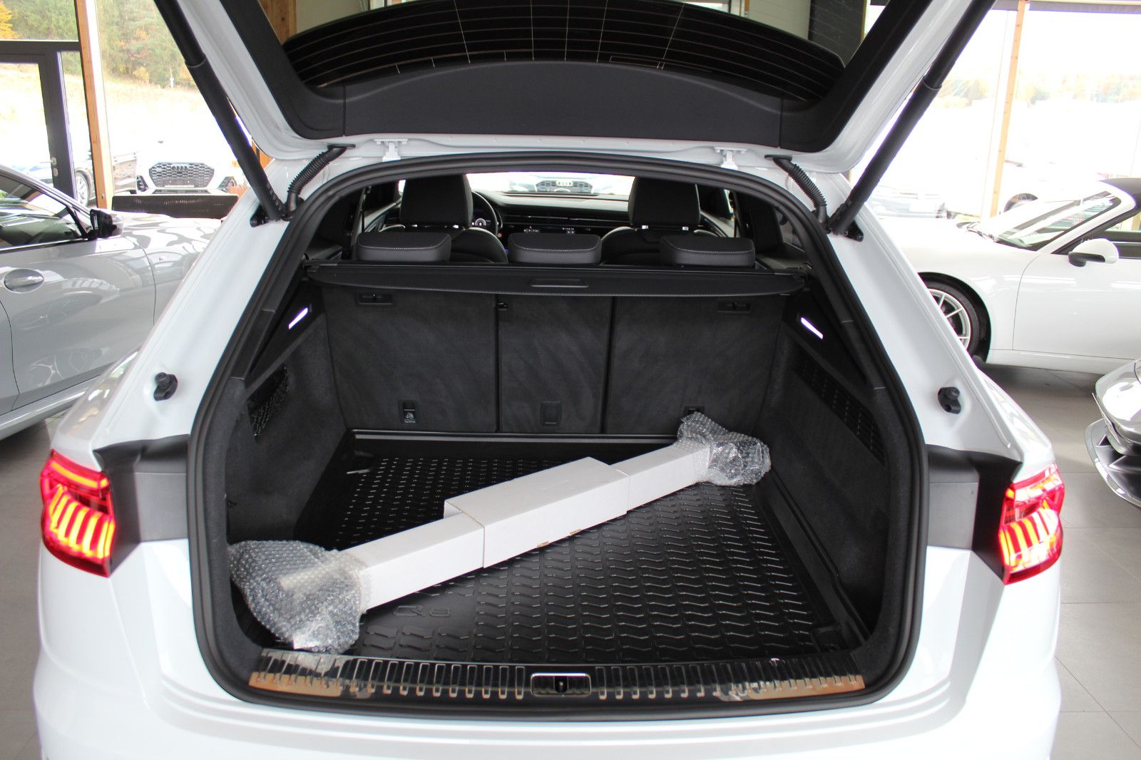 Audi Q8 50 TDI S tronic quattro S line sport