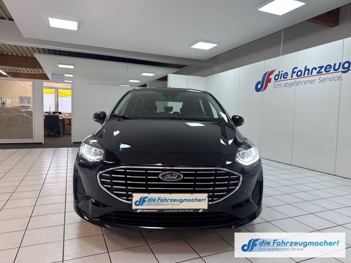 Ford Fiesta Titanium M-Hybrid - Samsaru's Car Outlet