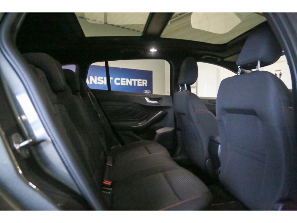 Ford Focus 1.0 MHEV Aut. ST-Line X Navi ACC BLIS Pano