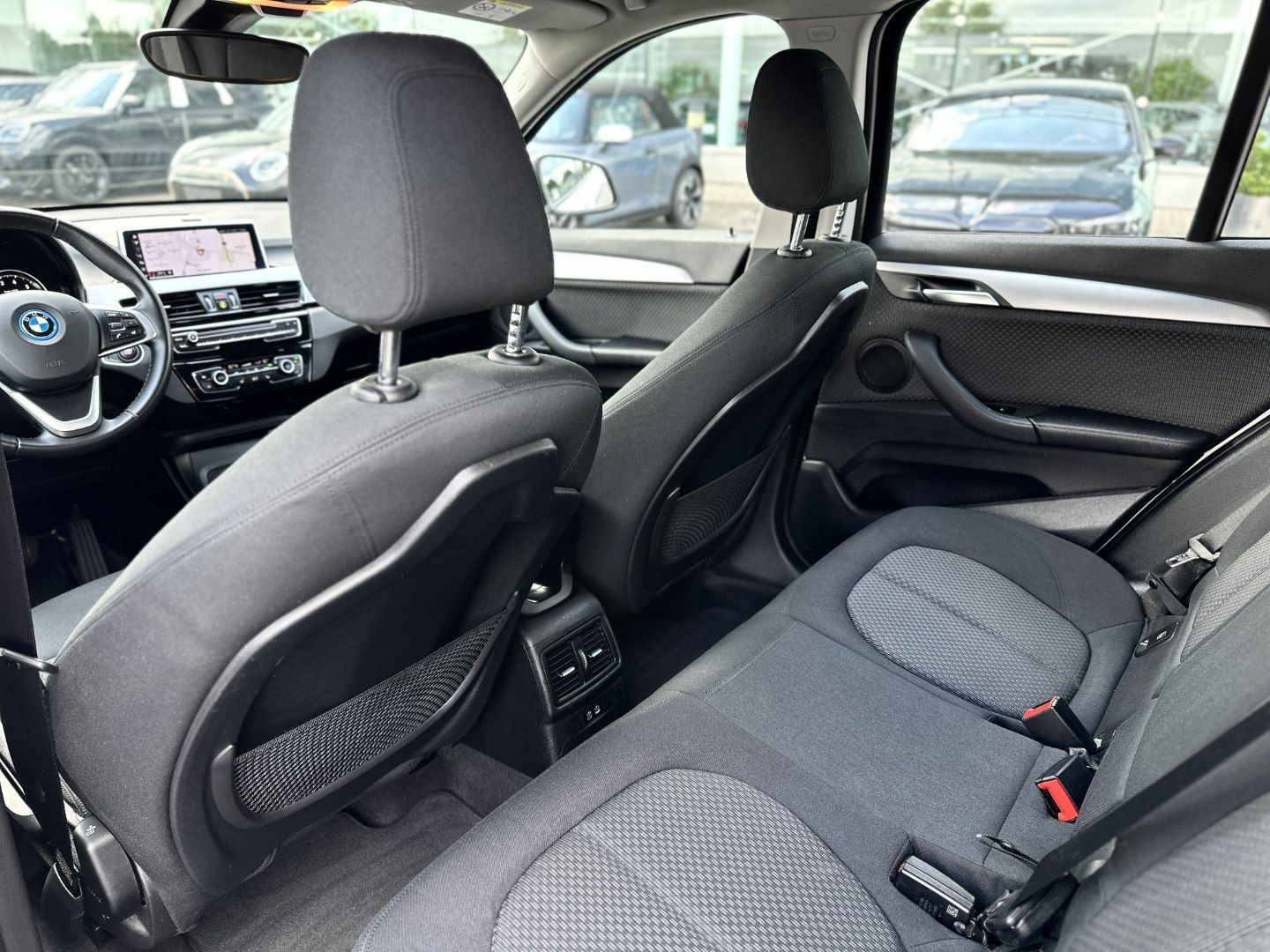 BMW X1 xDrive25e - Samsaru's Car Outlet