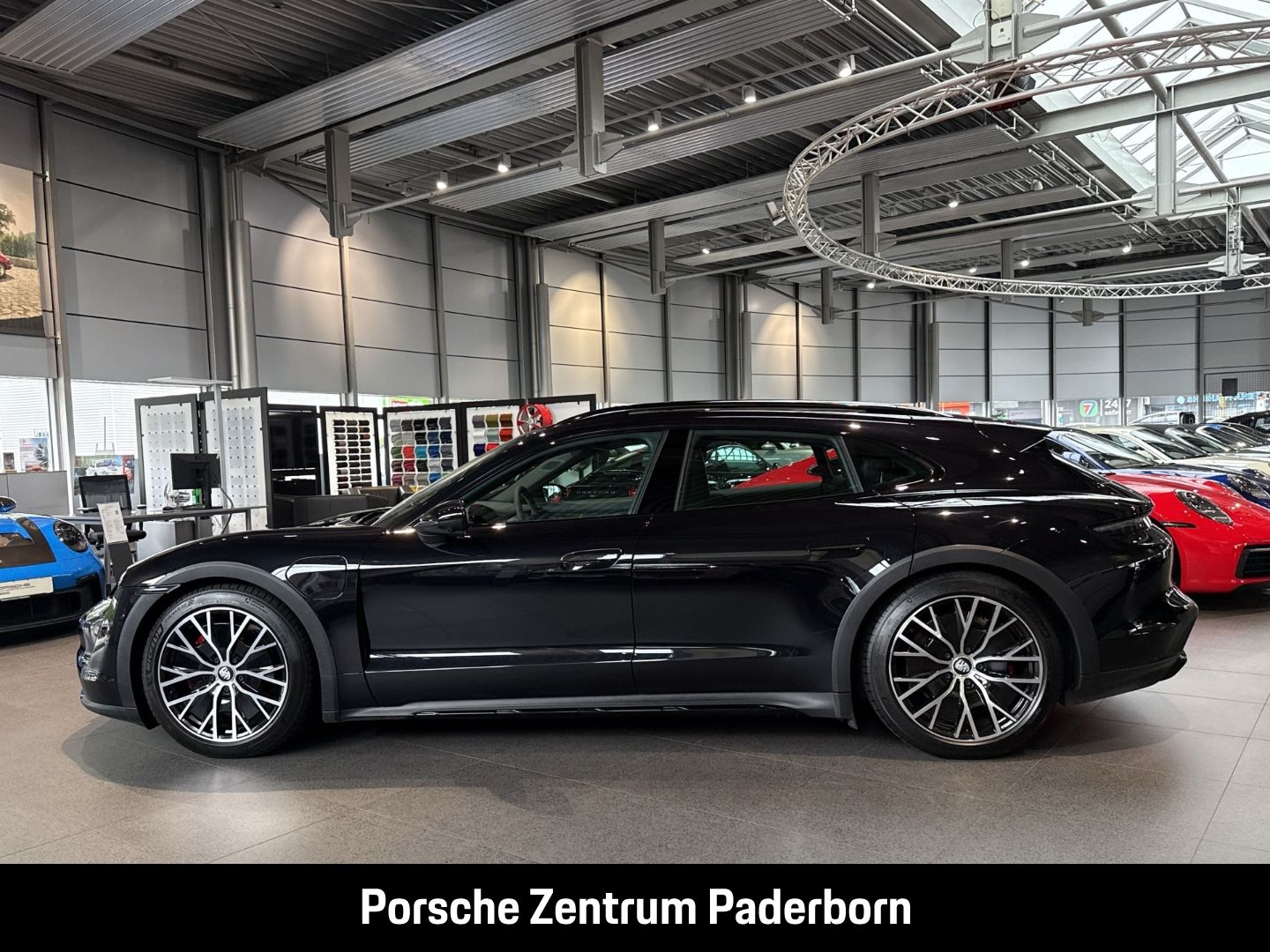 Porsche Taycan 4S Cross Turismo InnoDrive Surround-View