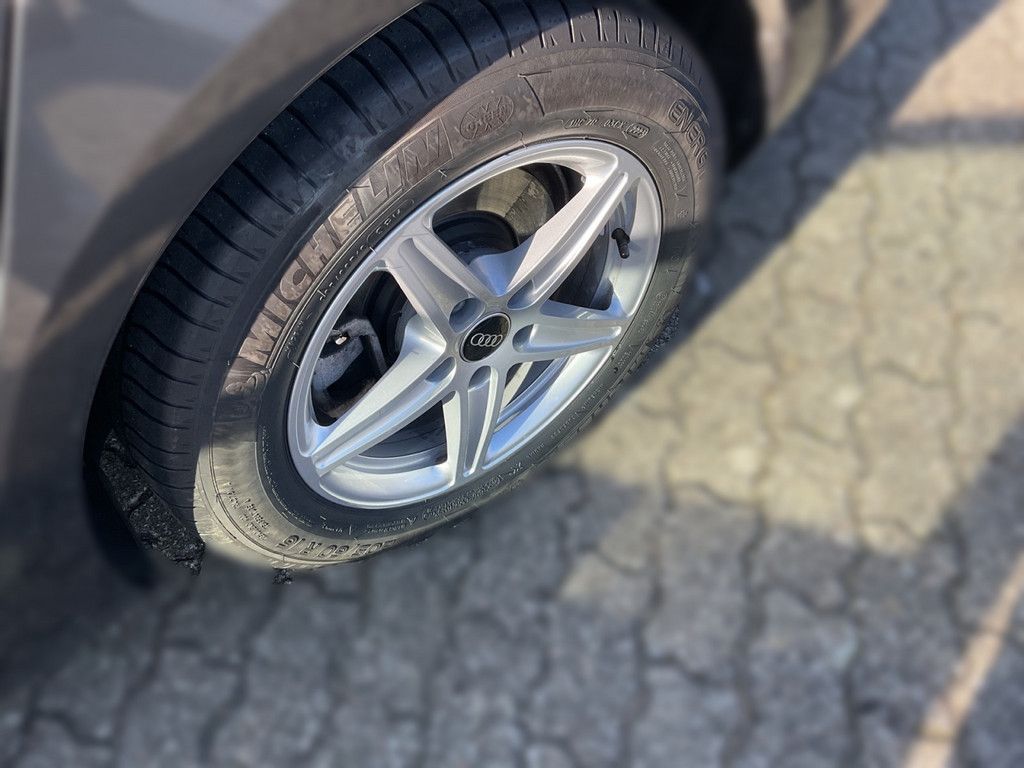 Audi A4 Avant 35 TDI - Samsaru's Car Outlet