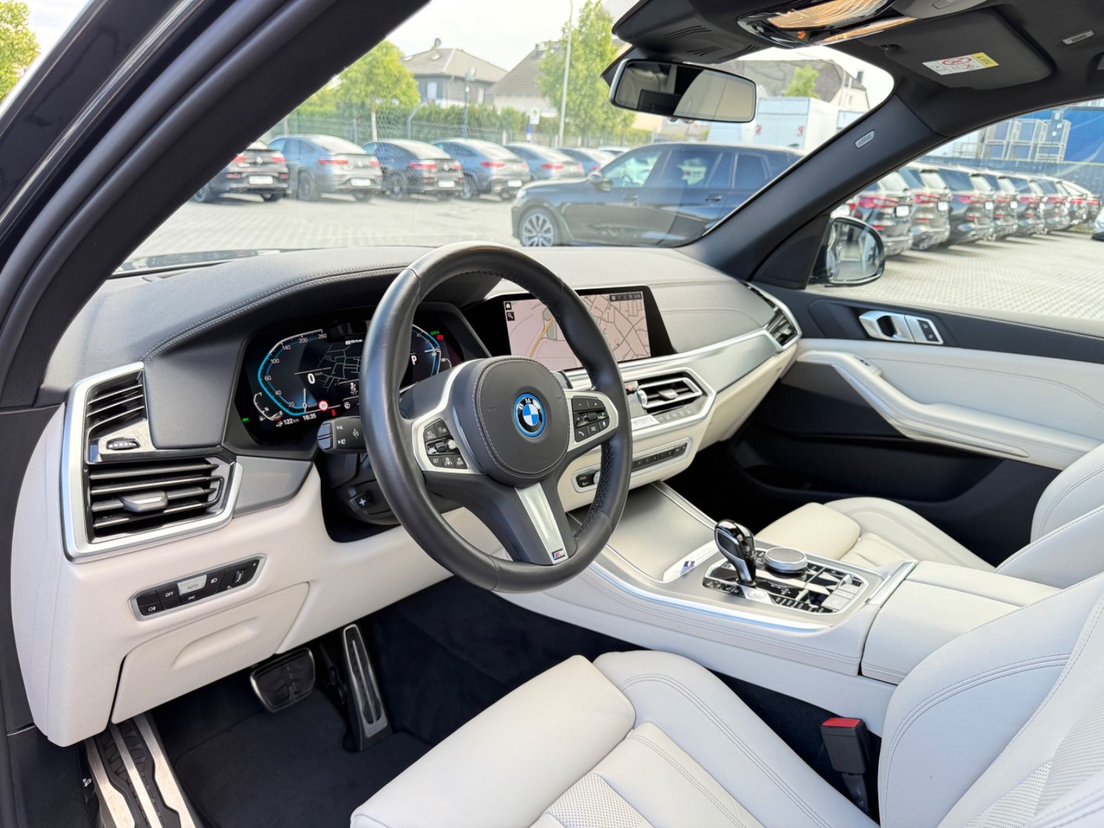 BMW X5*xDrive*45e*MSport*360*ACC*HUD*AHK*DAB*LASER*