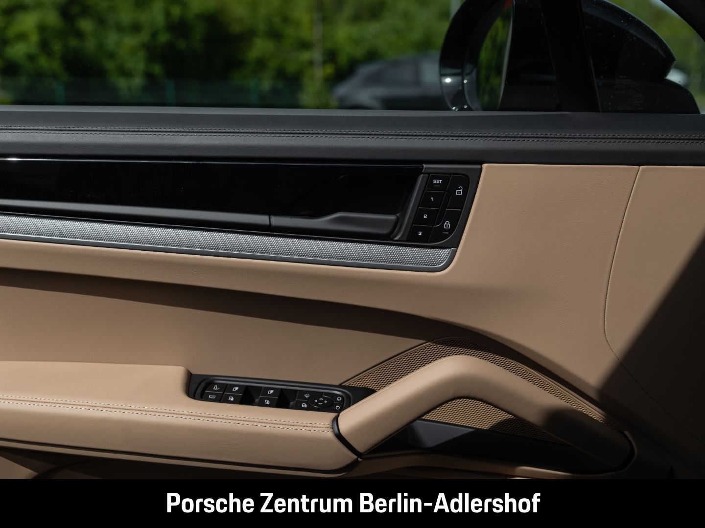 Porsche Cayenne E-Hybrid BOSE Sportabgasanlage Panorama