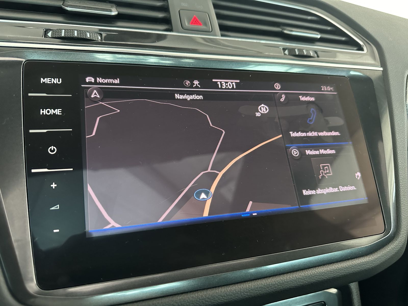 Volkswagen Tiguan R-Line 4M - Samsaru's Car Outlet