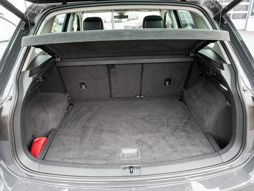 Volkswagen Tiguan 2.0 TDI Life 4M DSG AHK KAM H-K NAVI LED