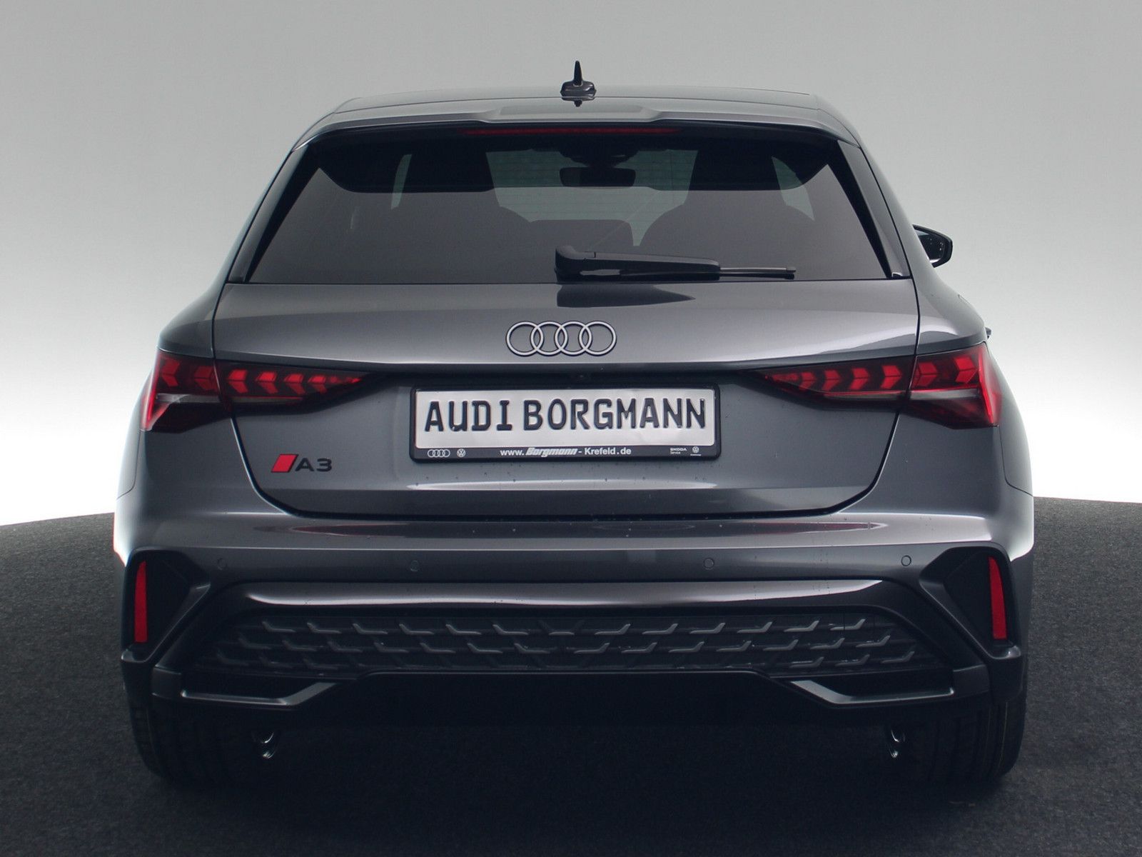 Audi A3 Sportback 35 TFSI S line - Samsaru's Car Outlet