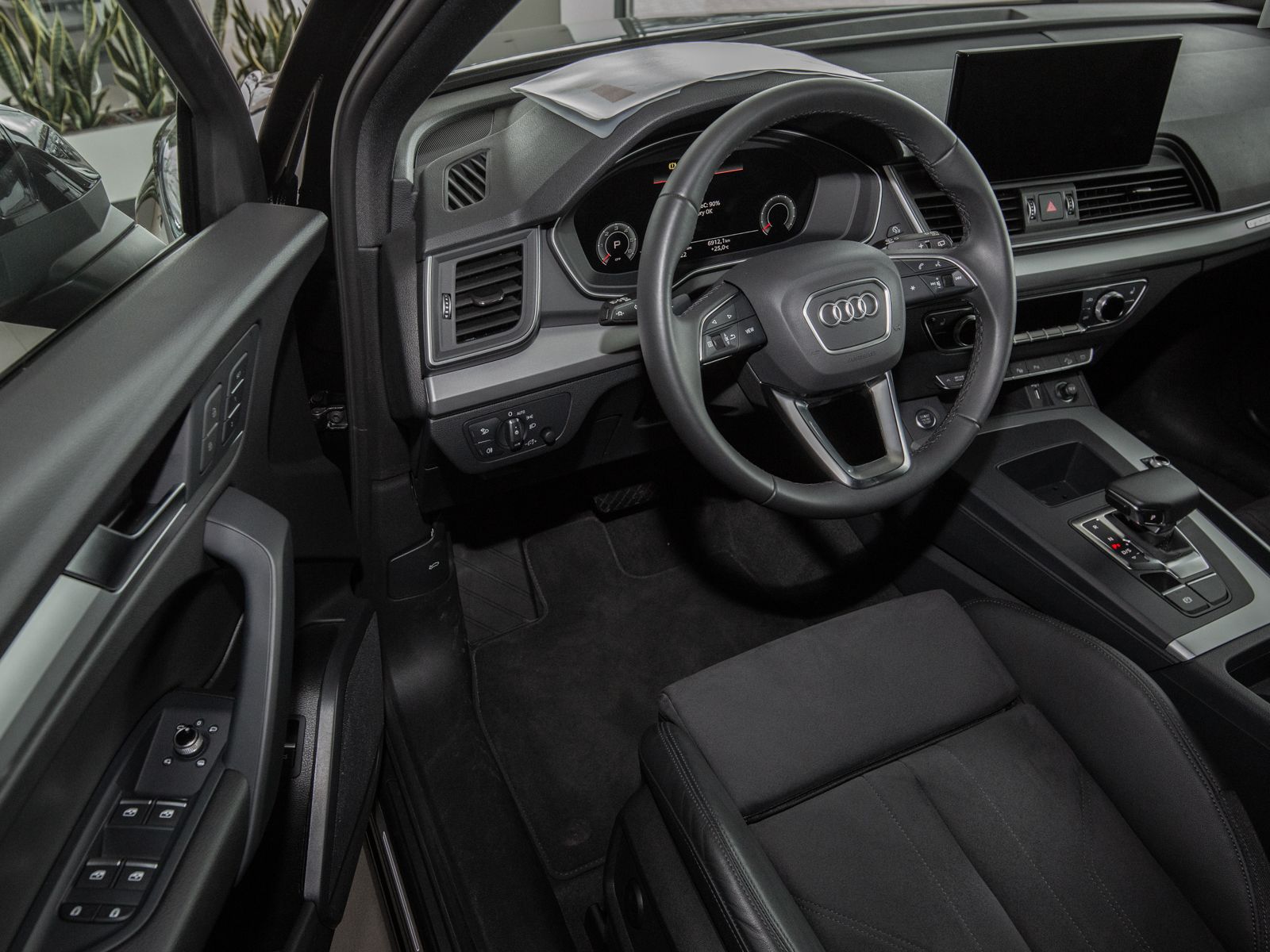 Audi Q5 Sportback 40 TDI quattro S-line - Samsaru's Car Outlet