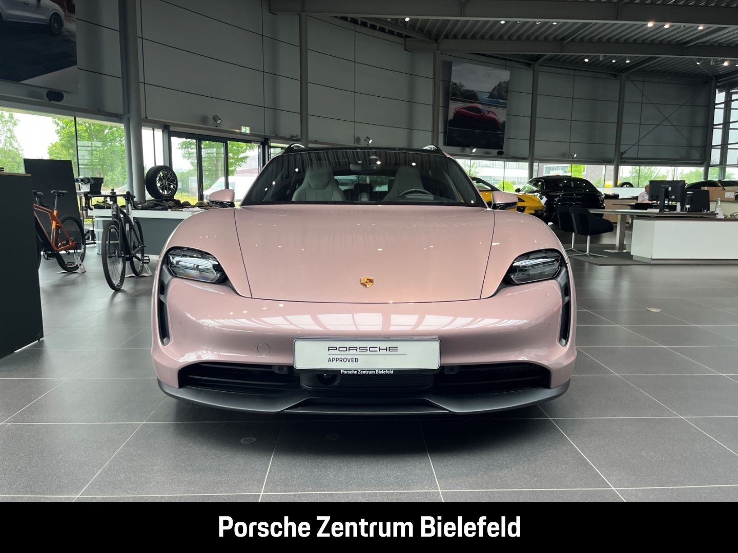 Porsche Taycan 4S Sport Turismo Frozenberrymetallic BOSE