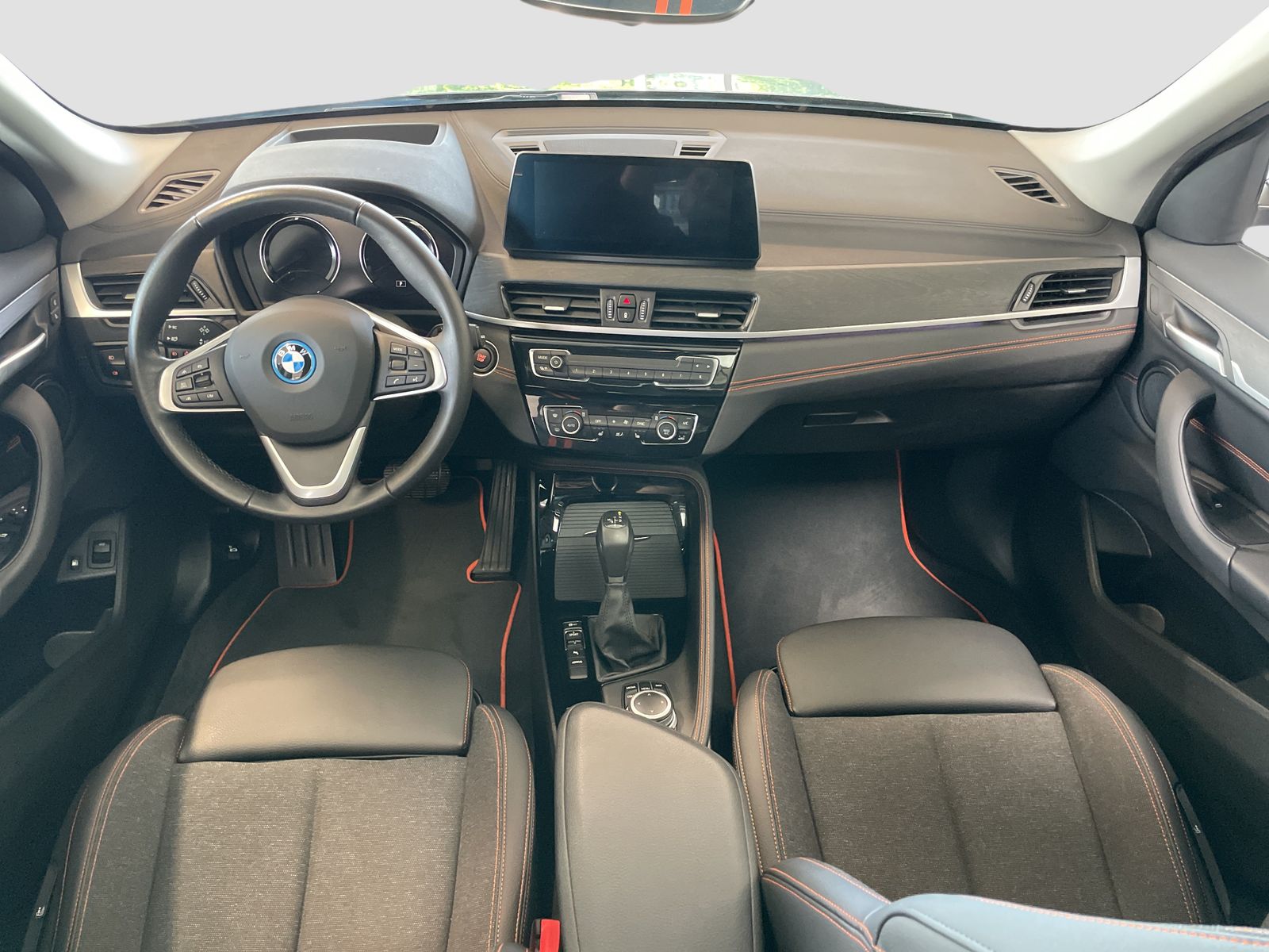 BMW X1 xDrive25e Sport Line - Samsaru's Car Outlet
