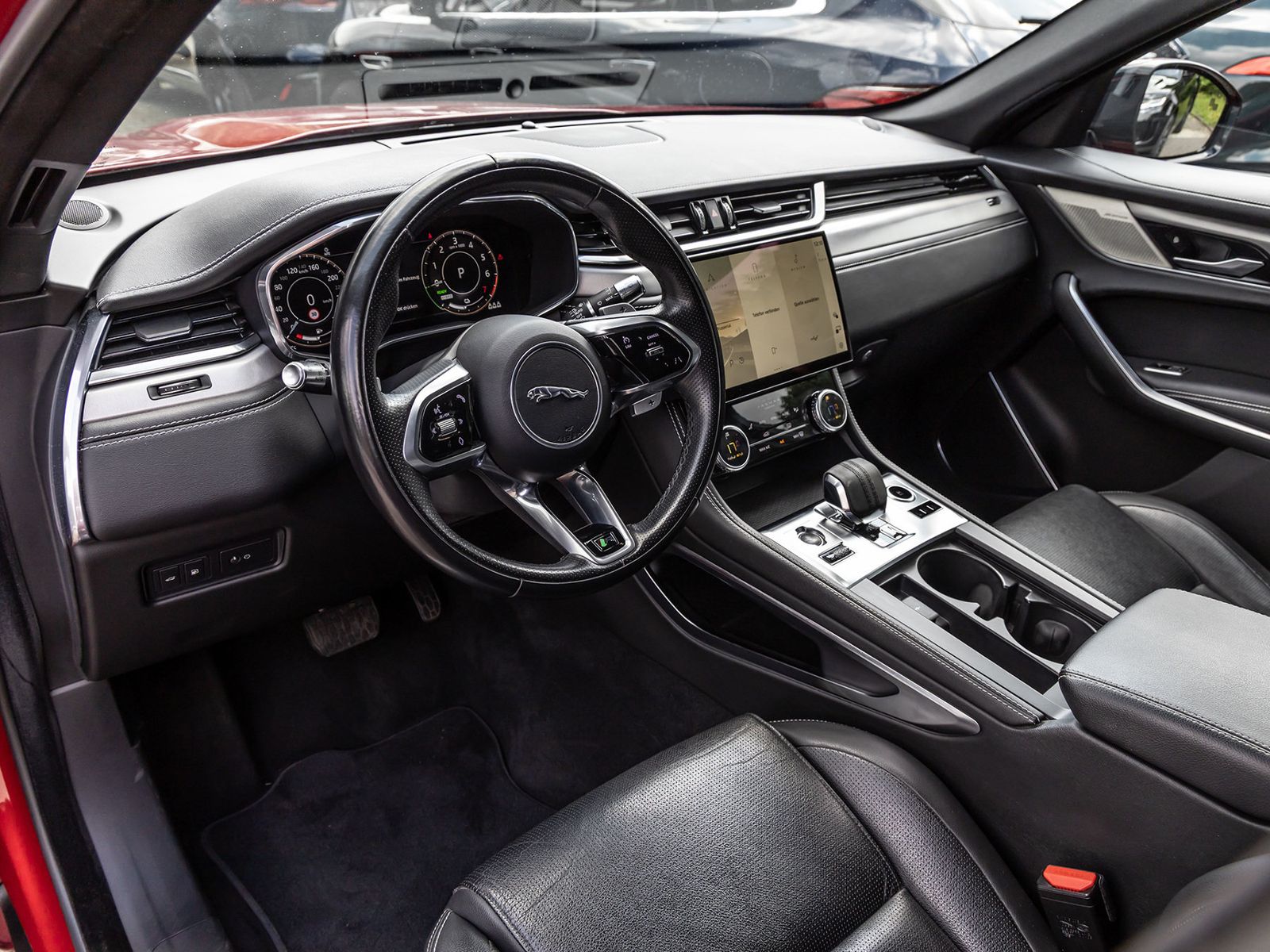 Jaguar F-Pace P400e AWD R-Dynamic AHK NAVI PDC 360°