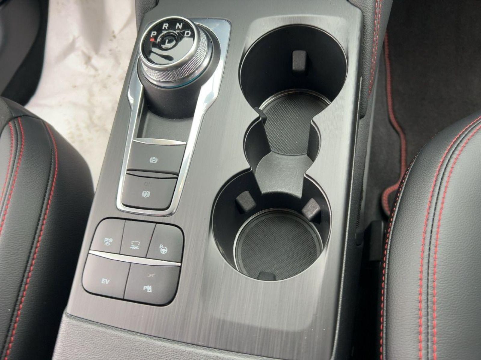 Ford KUGA ST-LINE X PHEV - Samsaru's Car Outlet