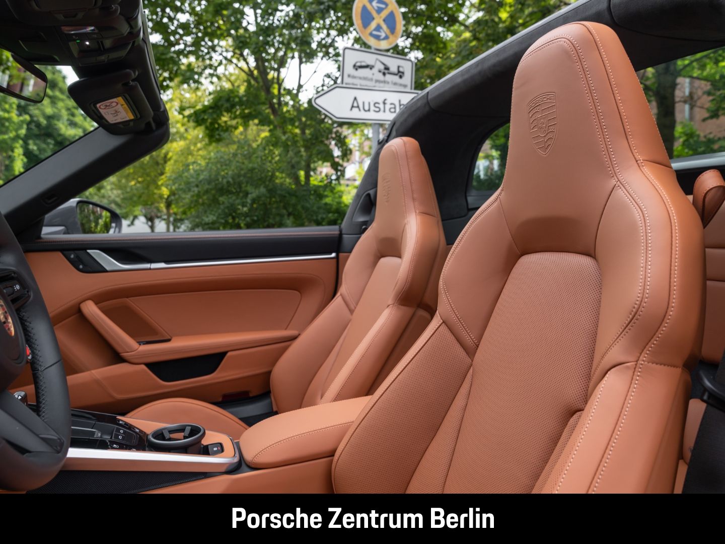 Porsche 992 911 Targa 4 GTS BOSE Sportabgasanlage LED