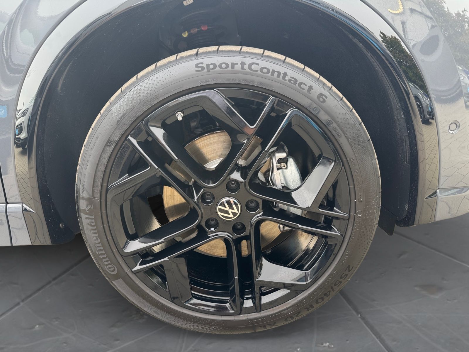 Volkswagen Tiguan R-Line 2.0 TSI 4M DSG, 5J.Gar./Black Styl