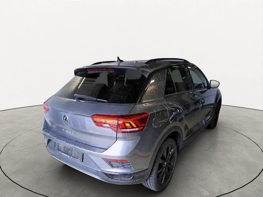 Volkswagen T-Roc 1.5 TSI Sport - Samsaru's Car Outlet