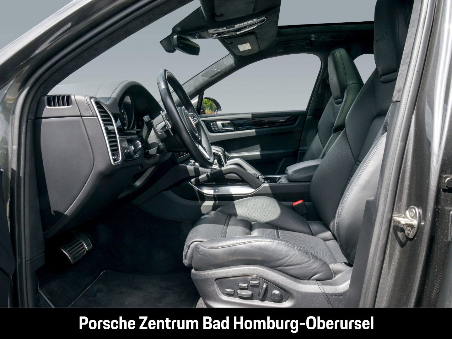 Porsche Cayenne Turbo S E-Hybrid Coupe Burmester 22-Zoll