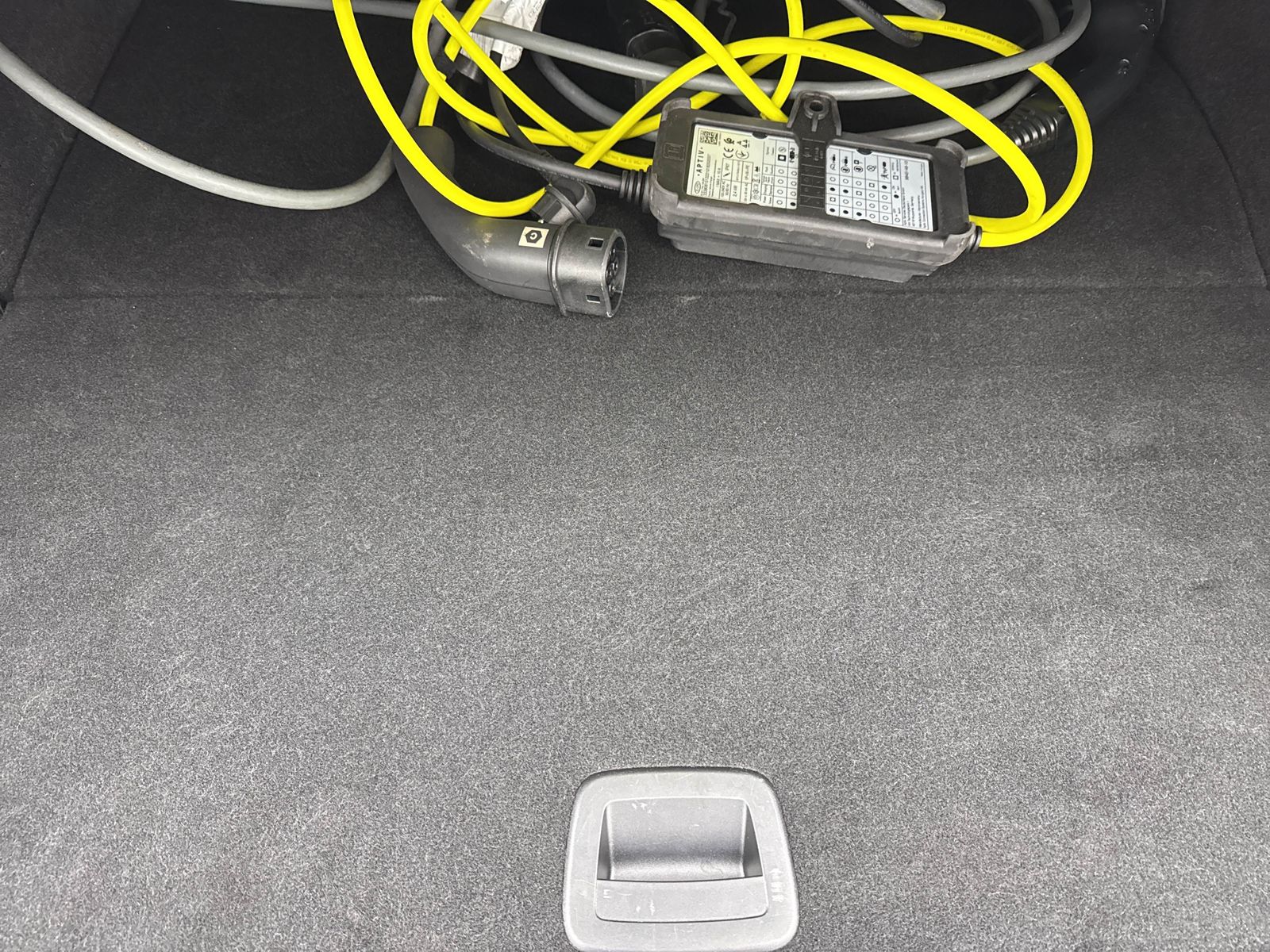 BMW 330e xDrive Limousine HiFi DAB LED Lenkradhz.