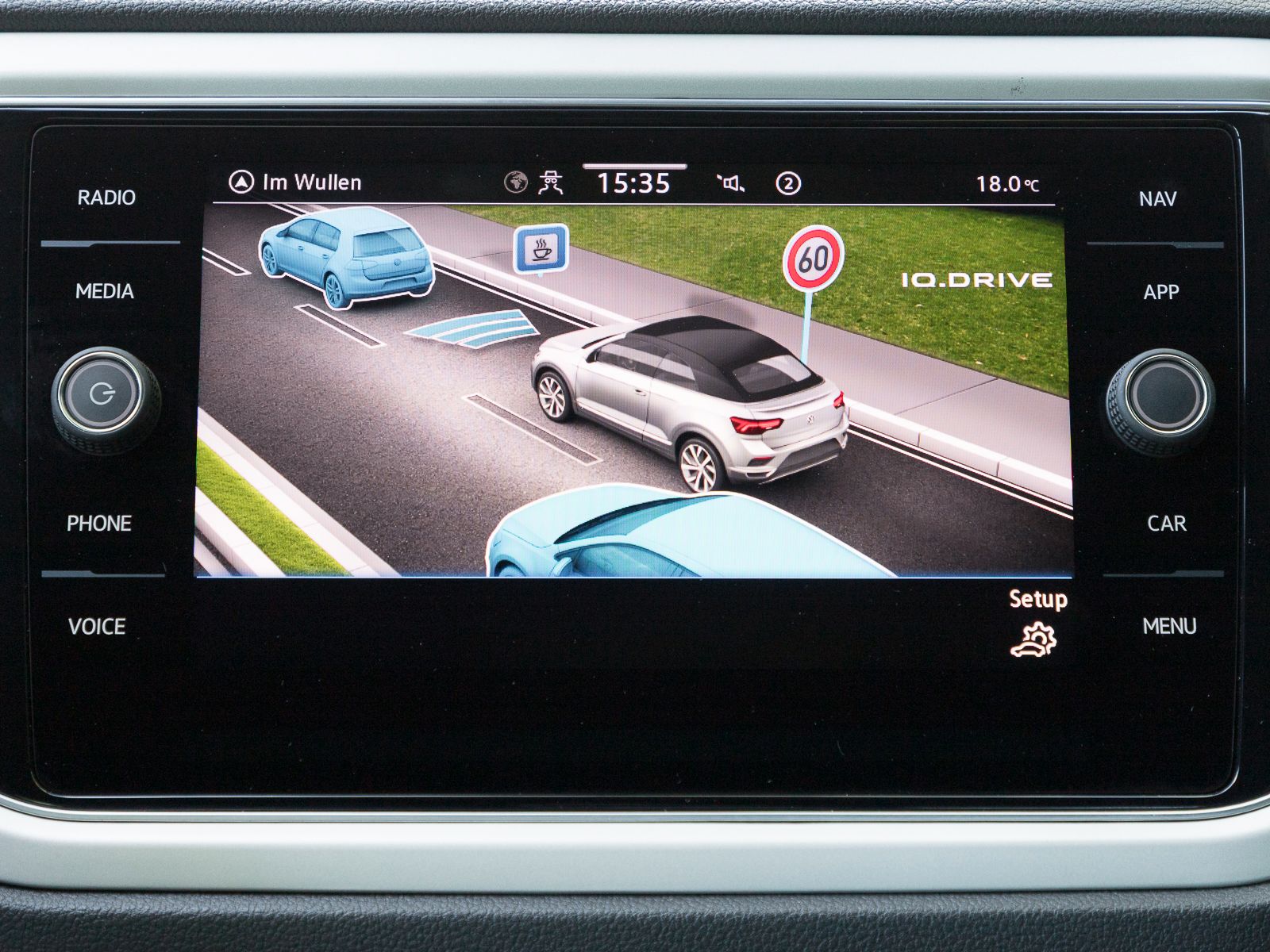 Volkswagen T-Roc 1.0 TSI Style - Samsaru's Car Outlet