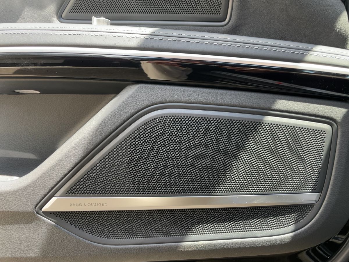 Audi A8 50 3.0 TDI quattro - Samsaru's Car Outlet