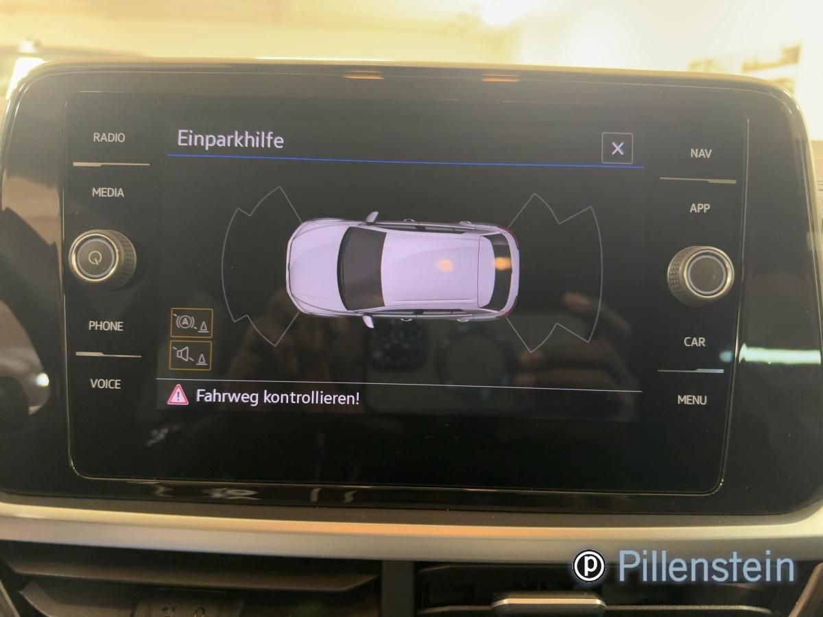 Volkswagen T-Roc LIFE 1.0 TSI - Samsaru's Car Outlet