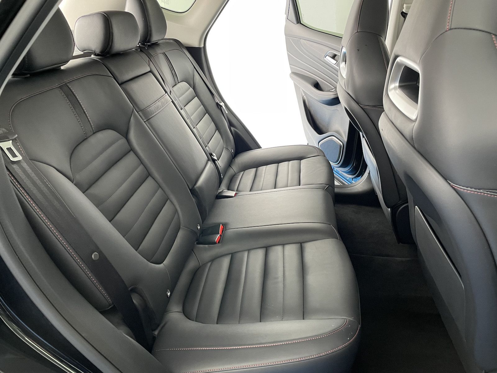 MG EHS PHEV Luxury 360/Pano/Leder/Navi/ACC+/Keyless