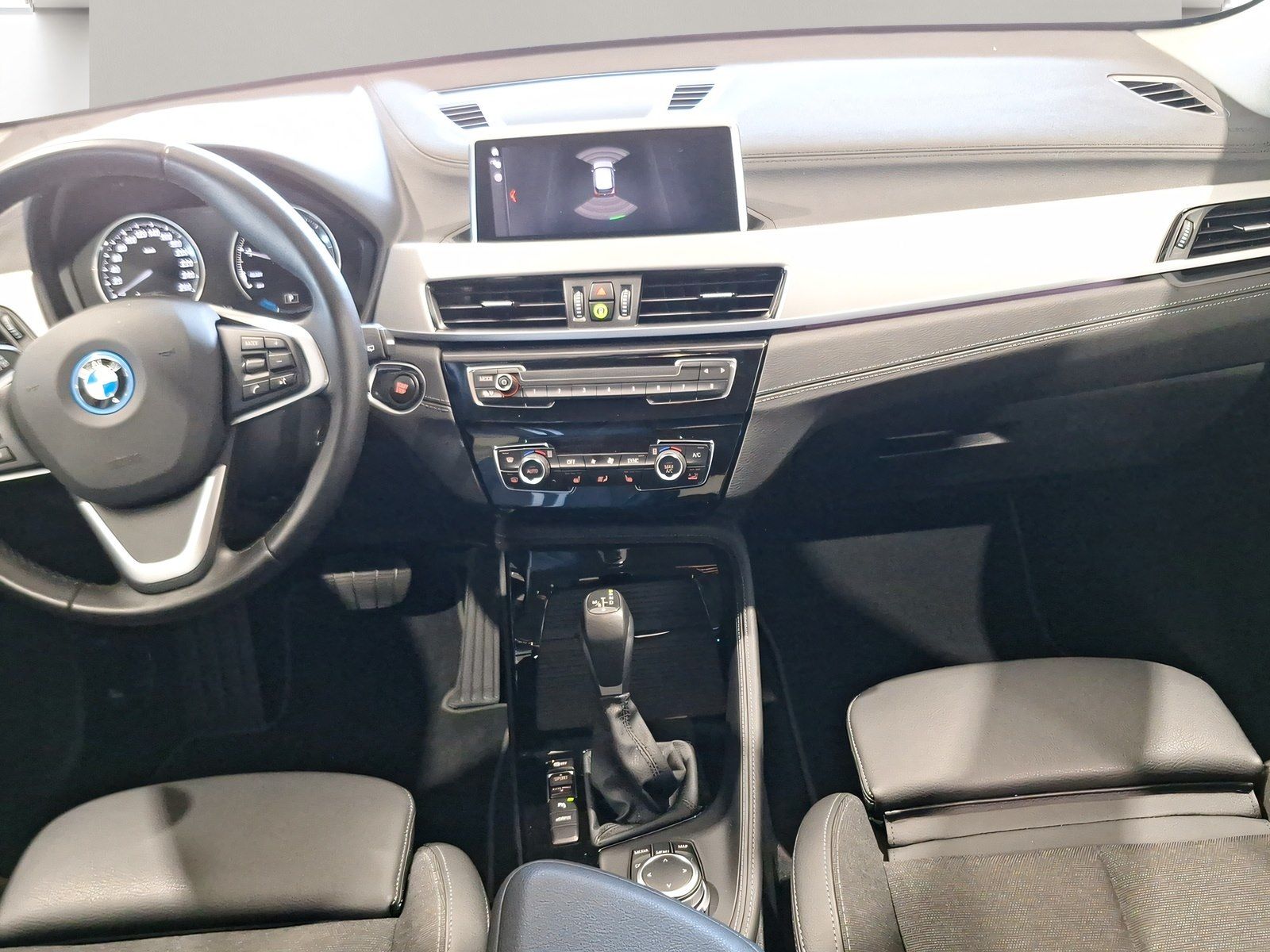 BMW X1 xDrive25e Sport Line - Samsaru's Car Outlet