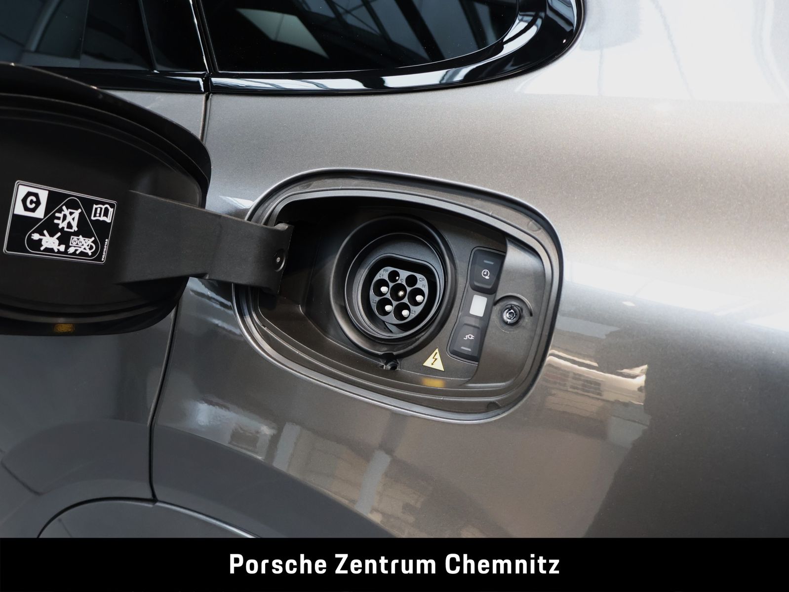 Porsche Cayenne E-Hybrid Pano;Luft.;ACC;22":Sportabgas