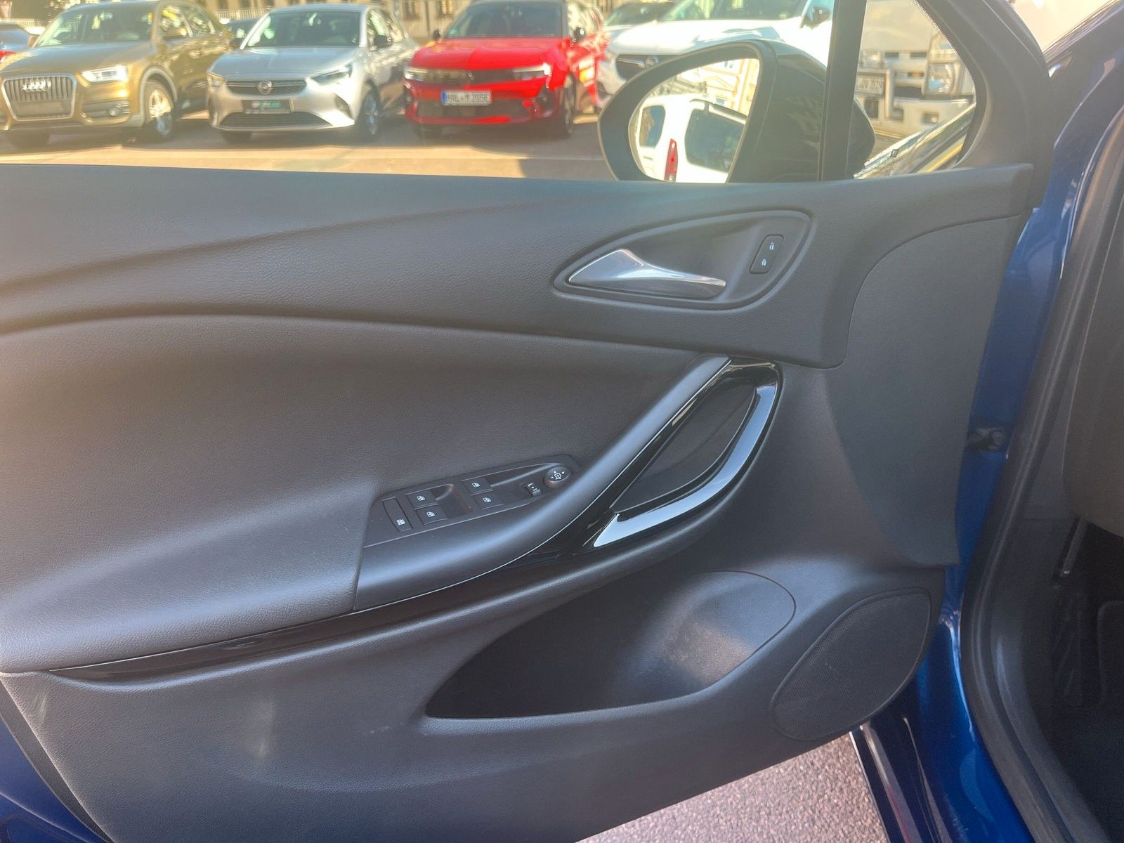 Opel Astra K Sports Tourer Elegance - Samsaru's Car Outlet