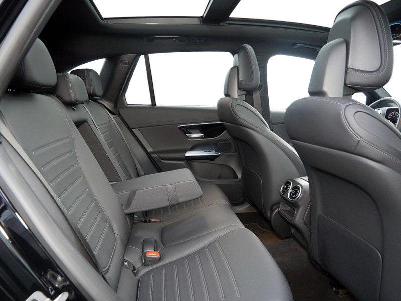 Mercedes-Benz GLC 300 d 4M , AMG NIGHT MEMO 360 AHK DISTR PANO