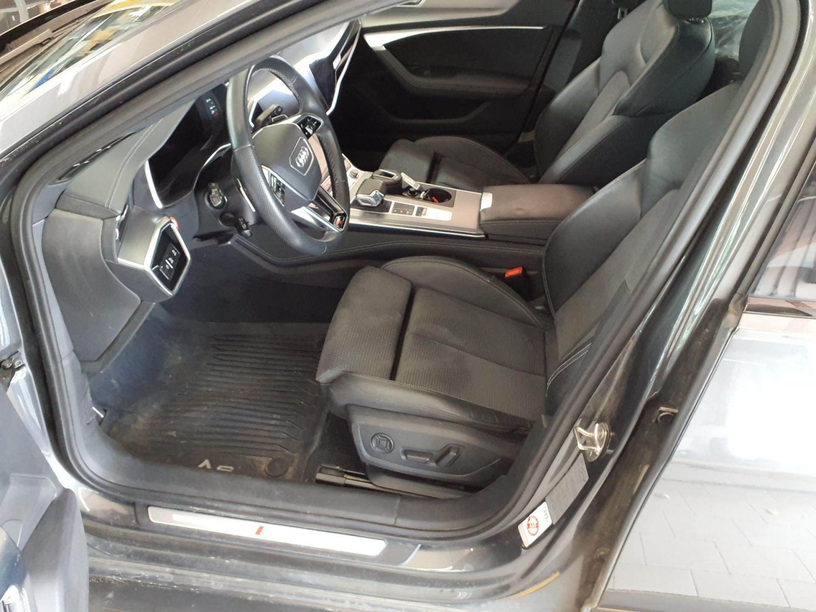 Audi A6 Av. 55 TFSIe qu. S line Matrix AHK HuD Kamera