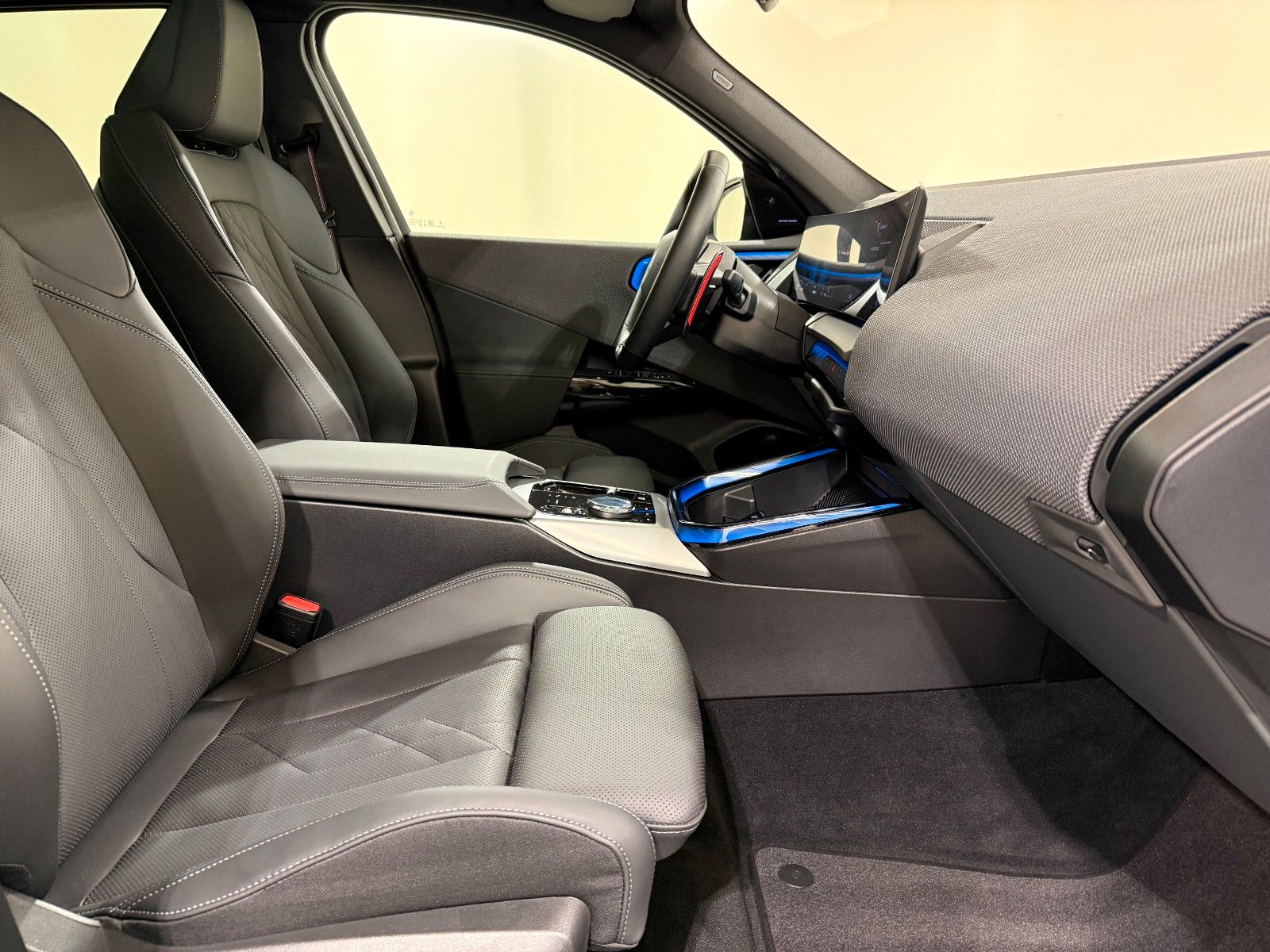 BMW X3 M50 xDrive Standhzg AHK ACC 360° Pano HUD HK