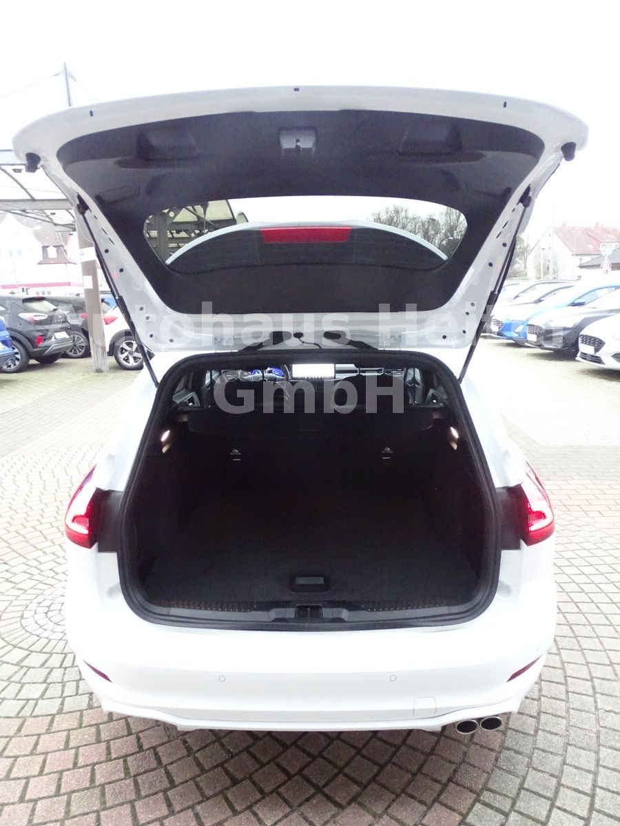 Ford Focus Aut. Turnier ST-Line X / AHK+SYNC4+B&O+ACC