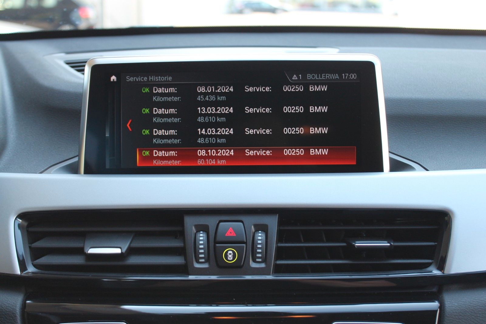 BMW X1 20i xDrive Advantage - Samsaru's Car Outlet