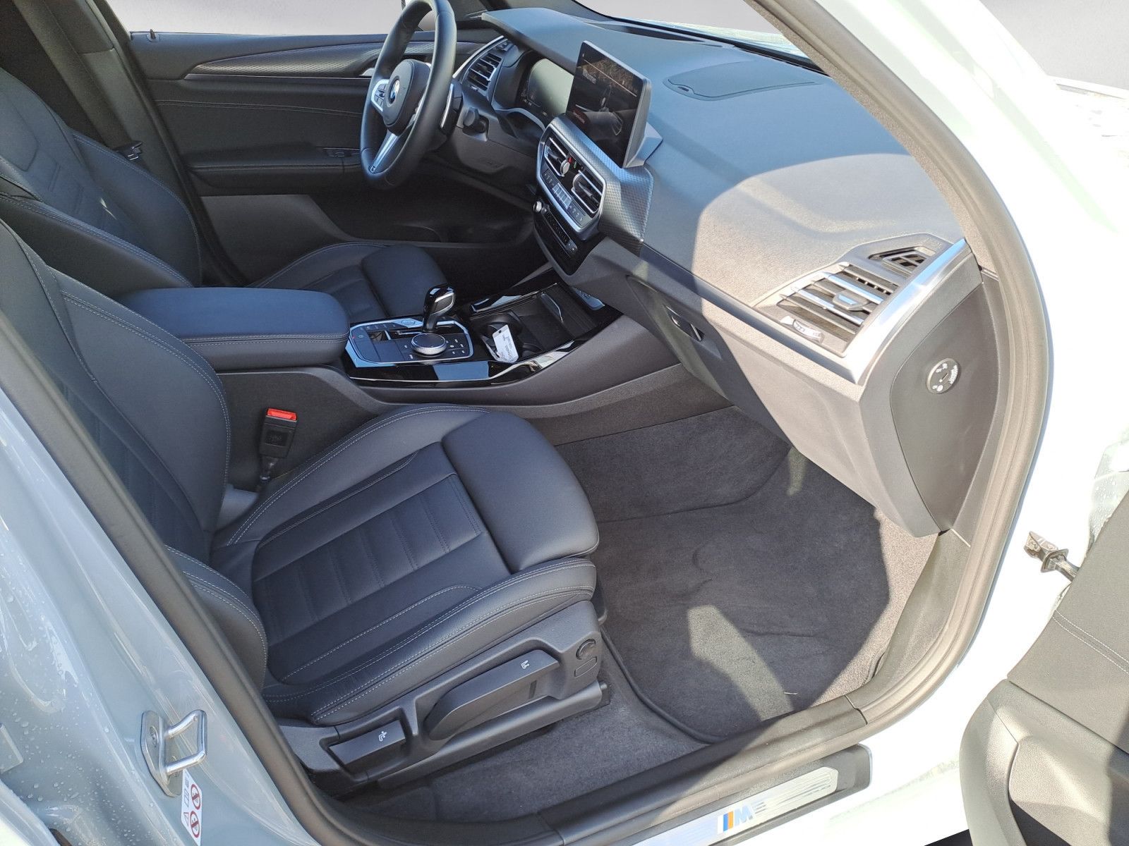 BMW X3 xDrive30d M Sportpaket - Samsaru's Car Outlet