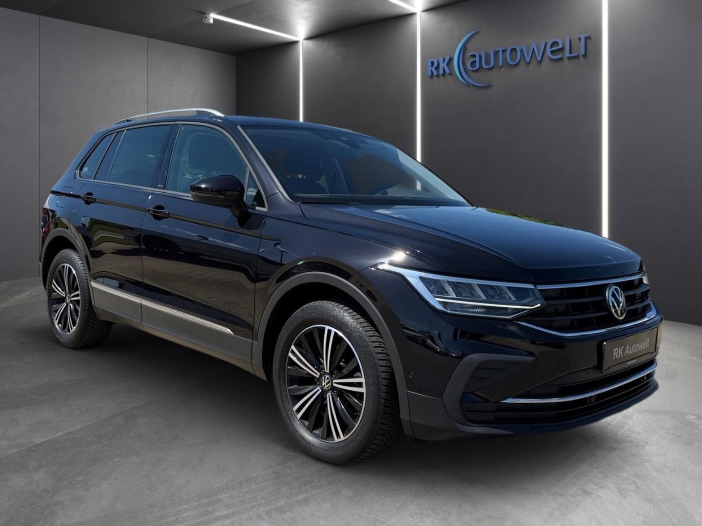 Volkswagen Tiguan Active 1.5 TSI - Samsaru's Car Outlet