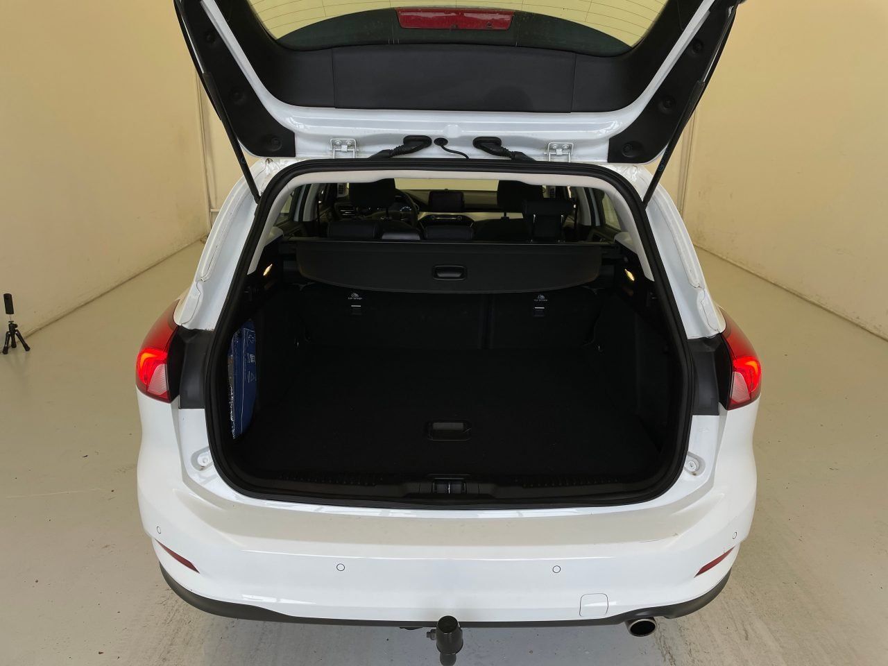 Ford Focus 2.0 EcoBlue - Samsaru's Car Outlet