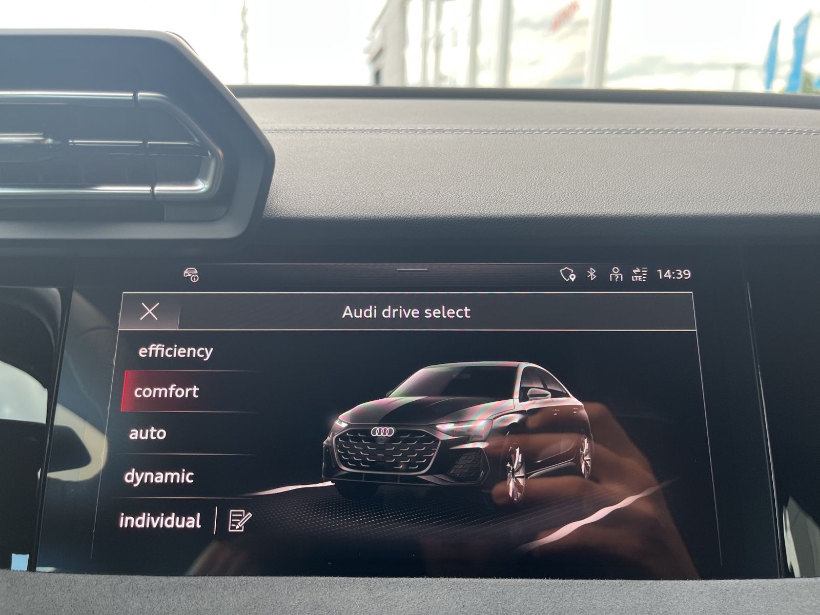Audi A3 Limousine 35 TFSI S Line - Samsaru's Car Outlet