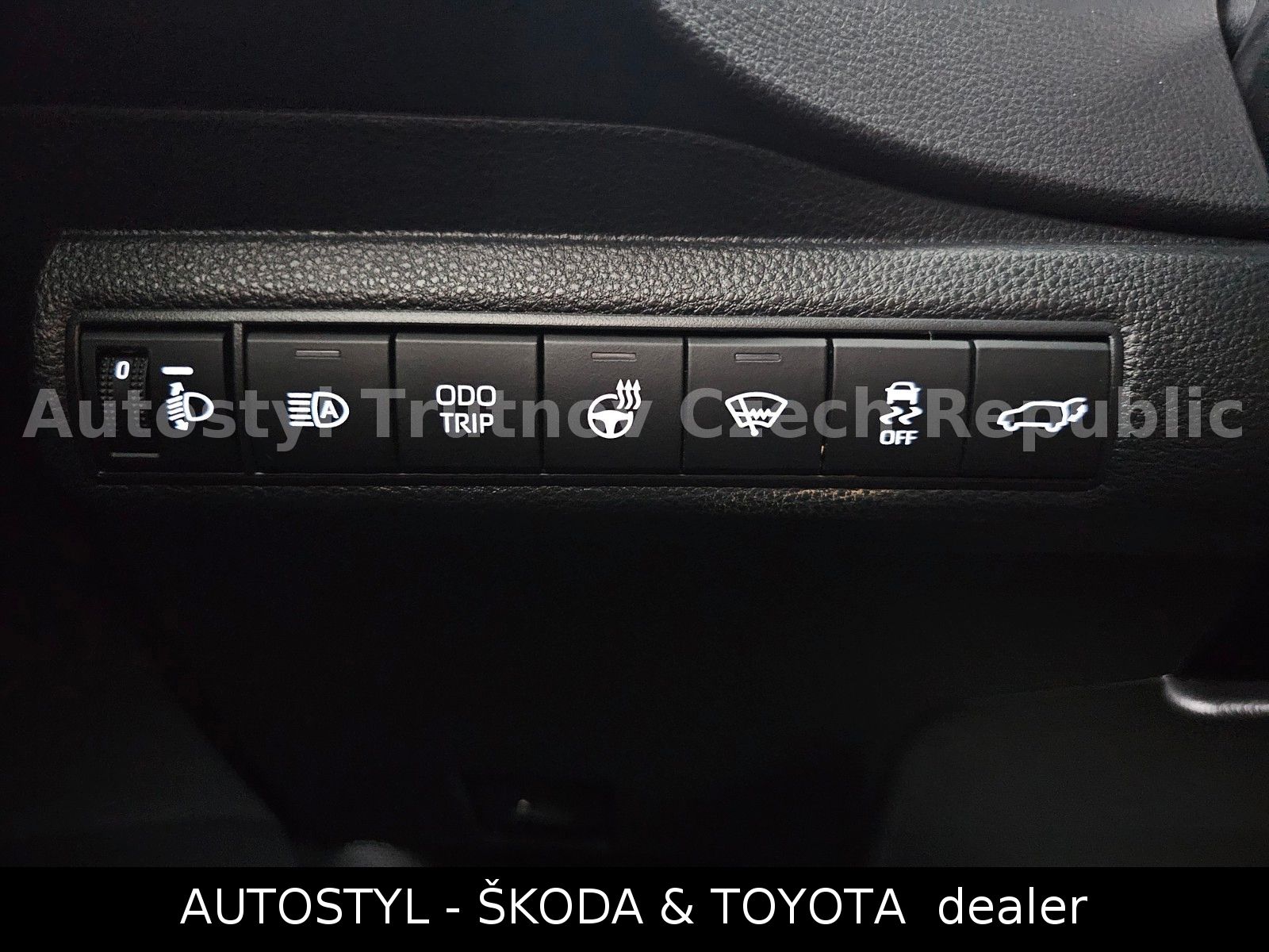 Toyota 2.0HEV 197k GR SPORT DYNAMIC HEAD UP