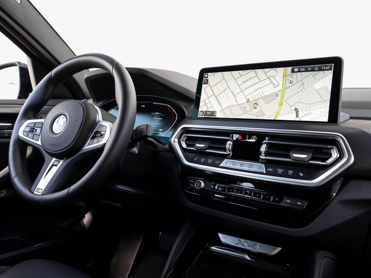 BMW X4 xDrive30d M-Sport AHK PANO ACC HuD Laser KoZg