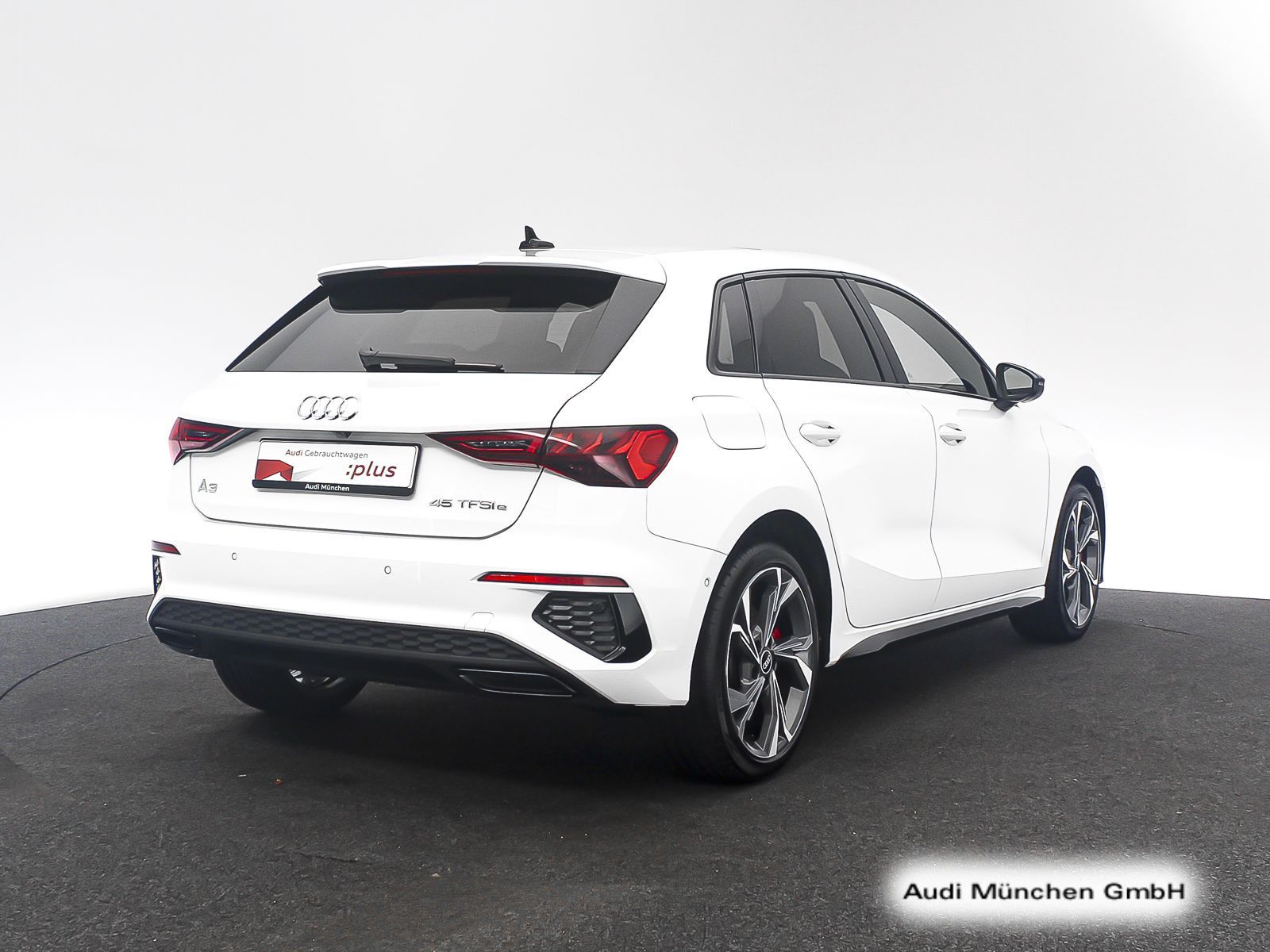 Audi A3 Sportback 45 TFSI e S tronic 2x S line Pano/B