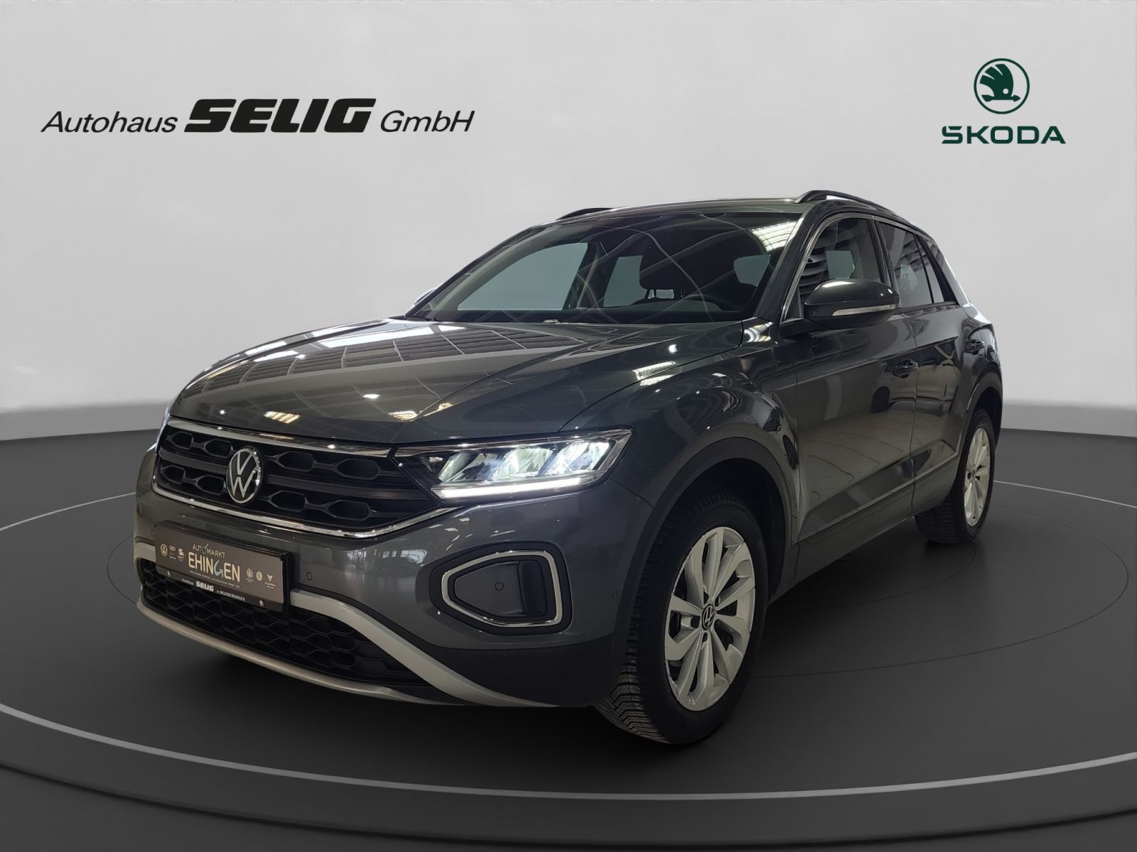 Volkswagen T-Roc Life 1.0 TSI - Samsaru's Car Outlet