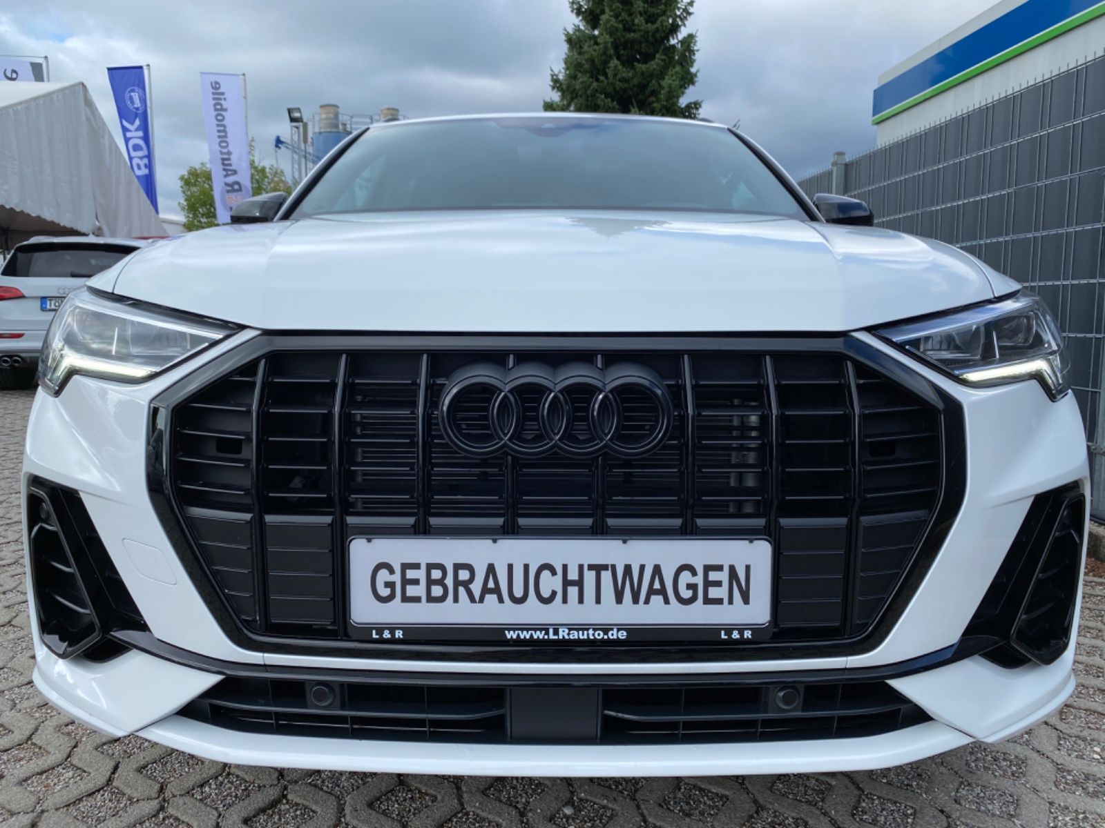 Audi Q3 35 TDI quattro S tronic S line - Samsaru's Car Outlet