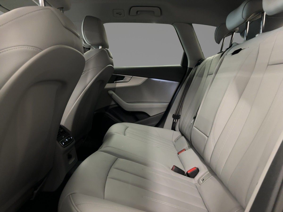 Audi A4 allroad quattro 40 TDI S tr. LED AHK RFK NAVI