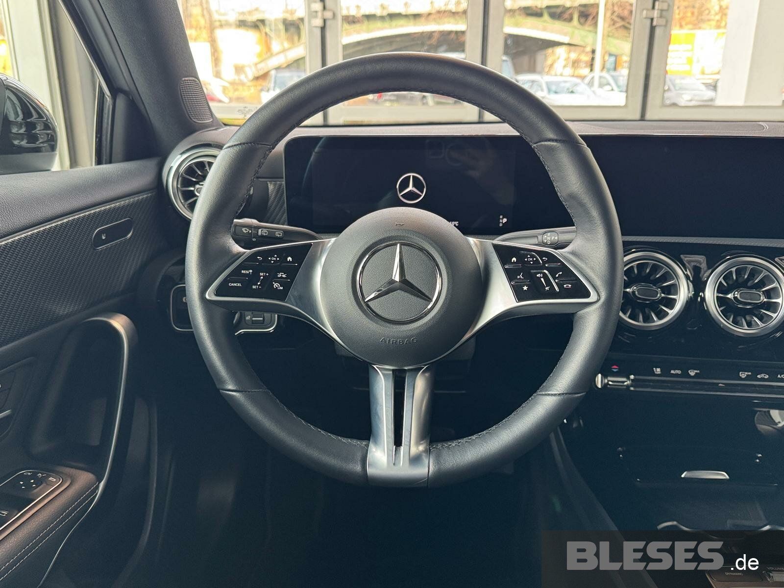 Mercedes-Benz A 220 4M Progressive - Samsaru's Car Outlet