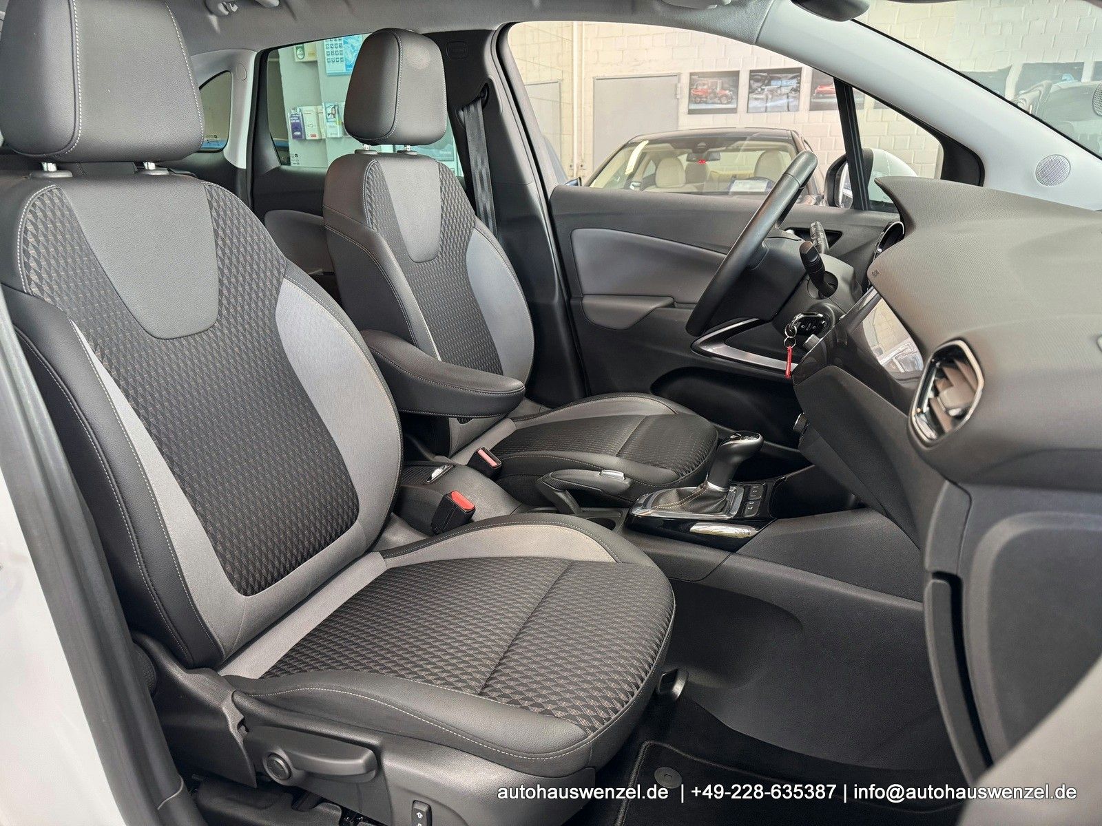 Opel Crossland X 1.5d Aut. Innovation - Samsaru's Car Outlet