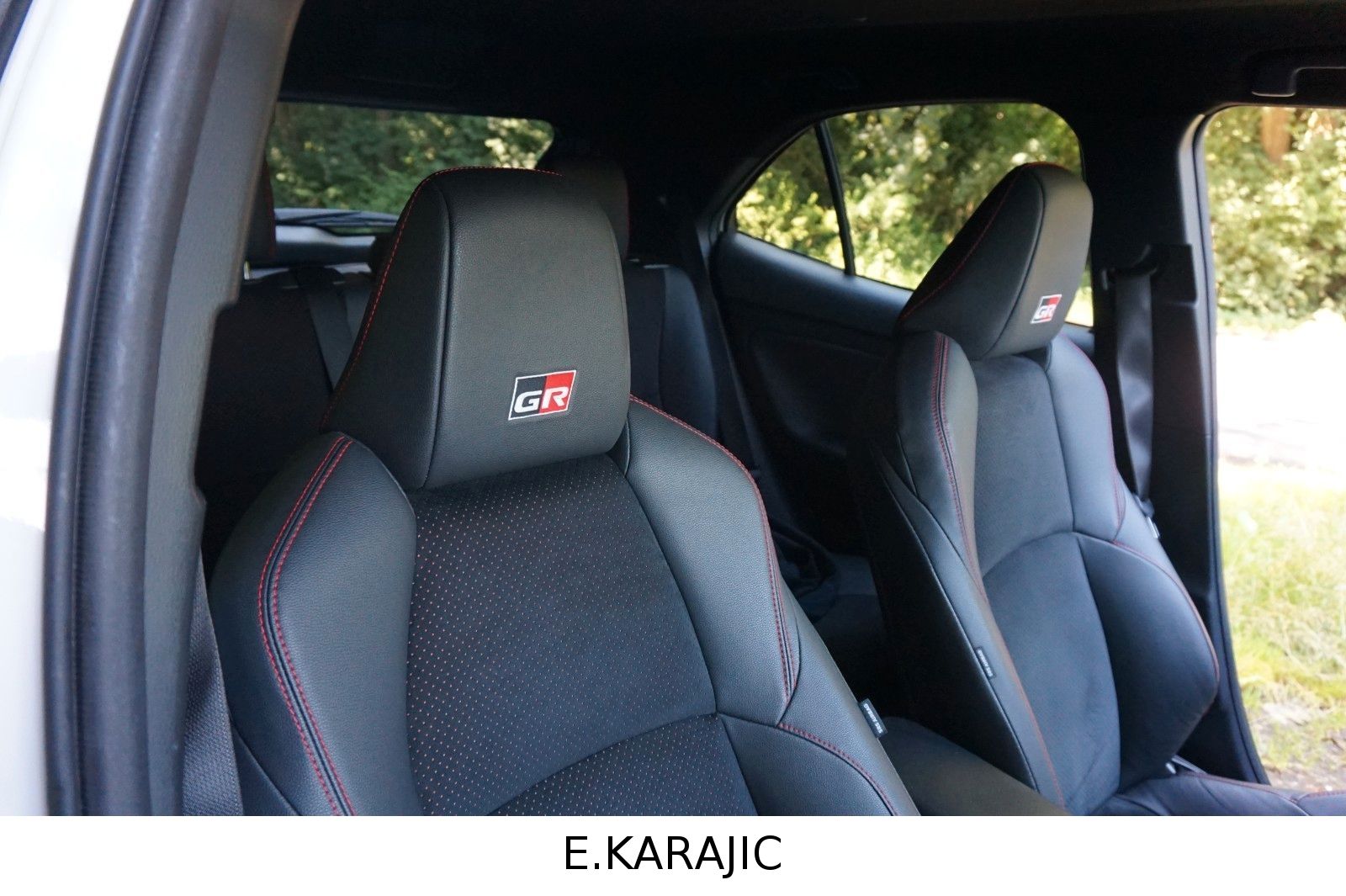 Toyota Yaris Cross Hybrid FWD GR Sport-GARANTIE-SCHECKH